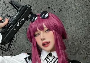 虽然没穿越，但Choi Ji Yun的波阿·汉考克写真让你想入非非